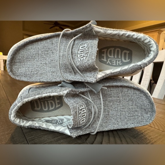 Hey Dude Iron Linen Wally Light Gray Slip-On Loafers Men's Size 9 - Picture 8 of 16